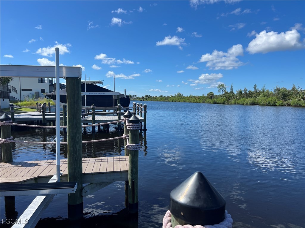 1524 NW 42nd Avenue Cape Coral FL 33993 2025011605 image5