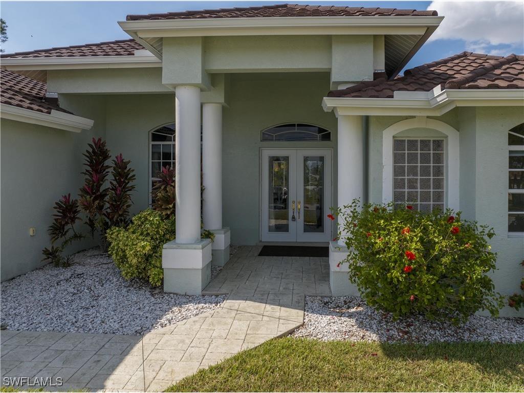 1524 SW 4th Court Cape Coral FL 33991 224086289 image1