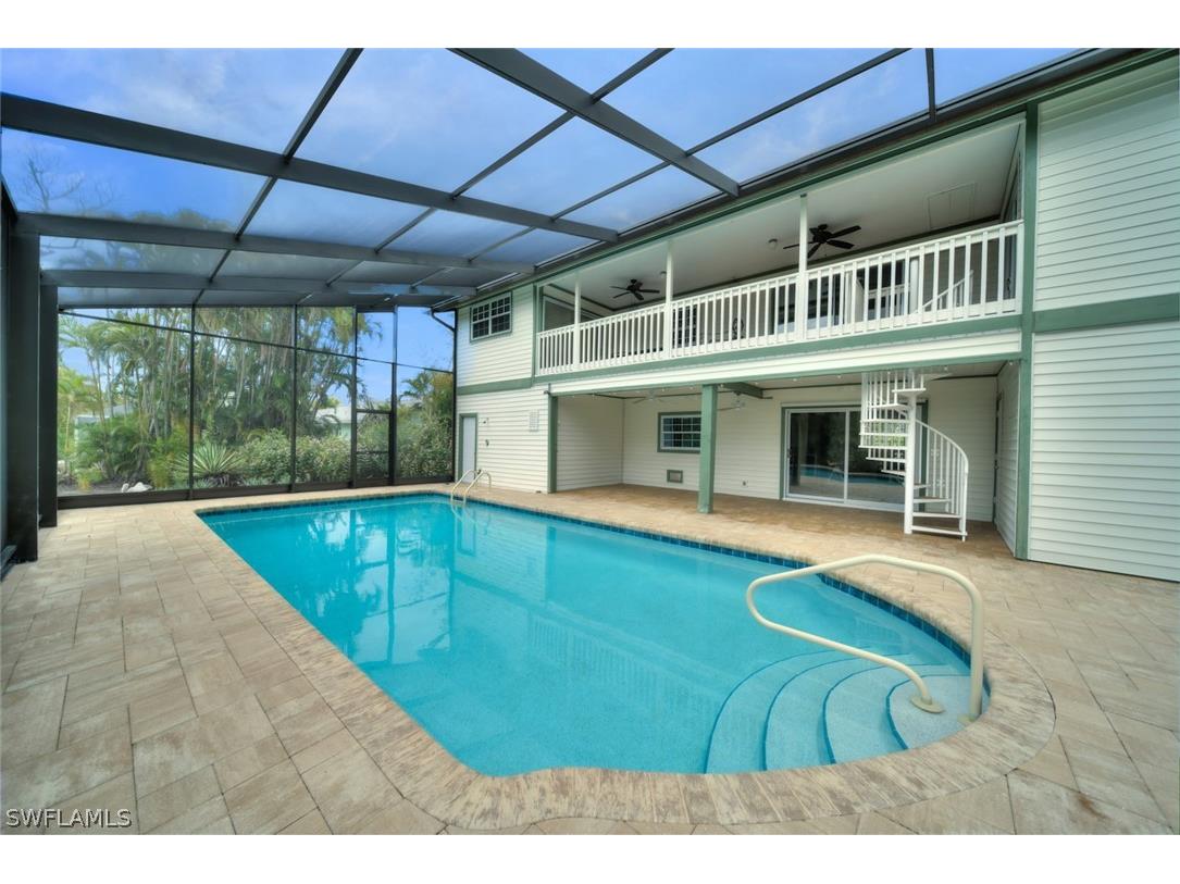 1524 Wilton Lane Sanibel FL 33957 224048055 image1