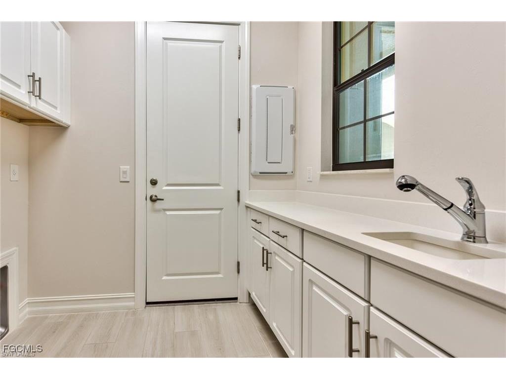 15241 Cortona Way Fort Myers FL 33908 2025015123 image11