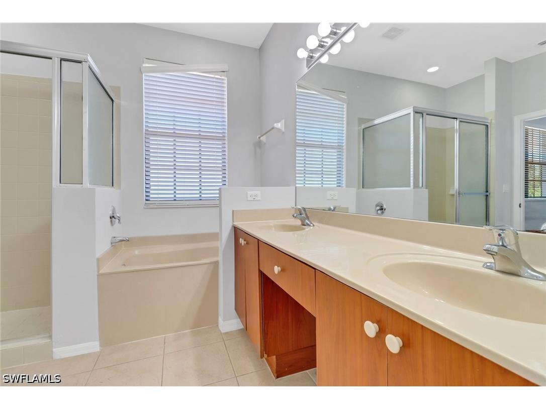 15243 Summit Place Circle #247 Naples FL 34119 226015181 image11