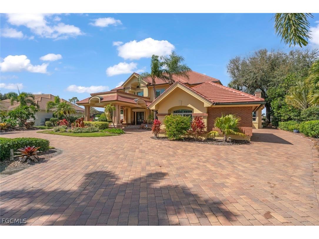 15248 Fiddlesticks Boulevard Fort Myers FL 33912 2026010618 image3