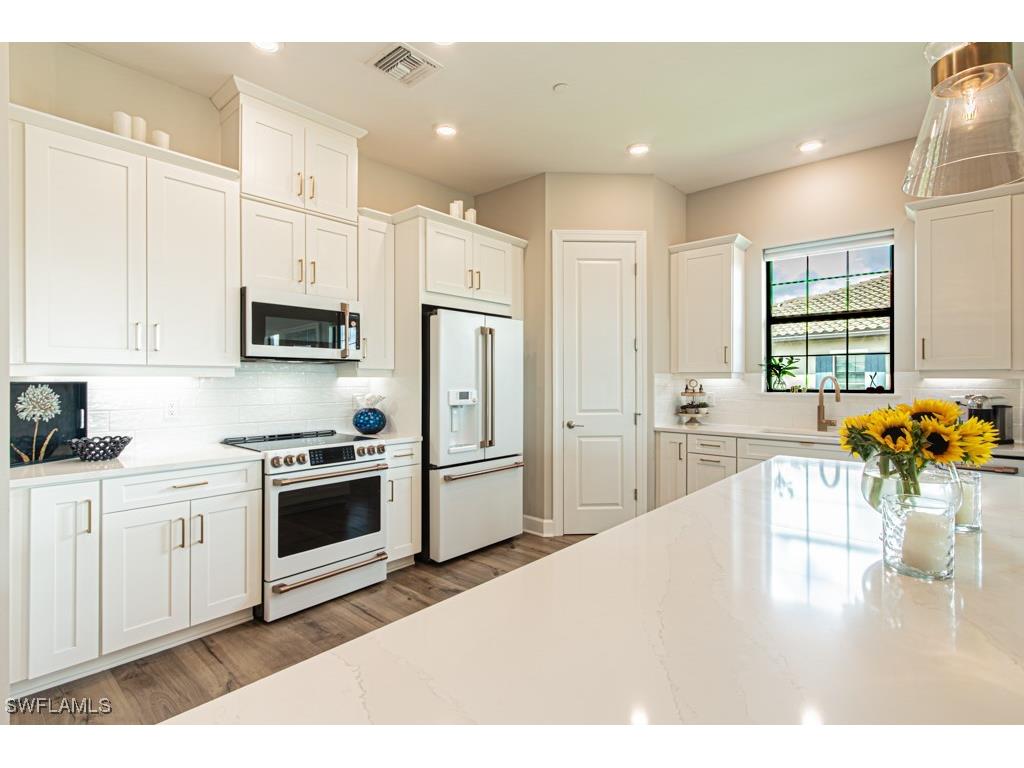 15248 Zeno Way #201 Naples FL 34114 225075176 image7