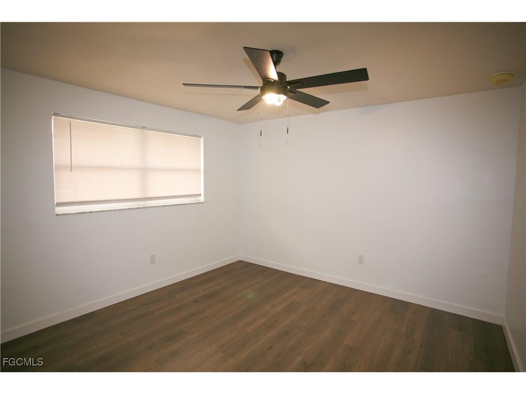 1525 Covington Circle E Fort Myers FL 33919 2026002414 image19