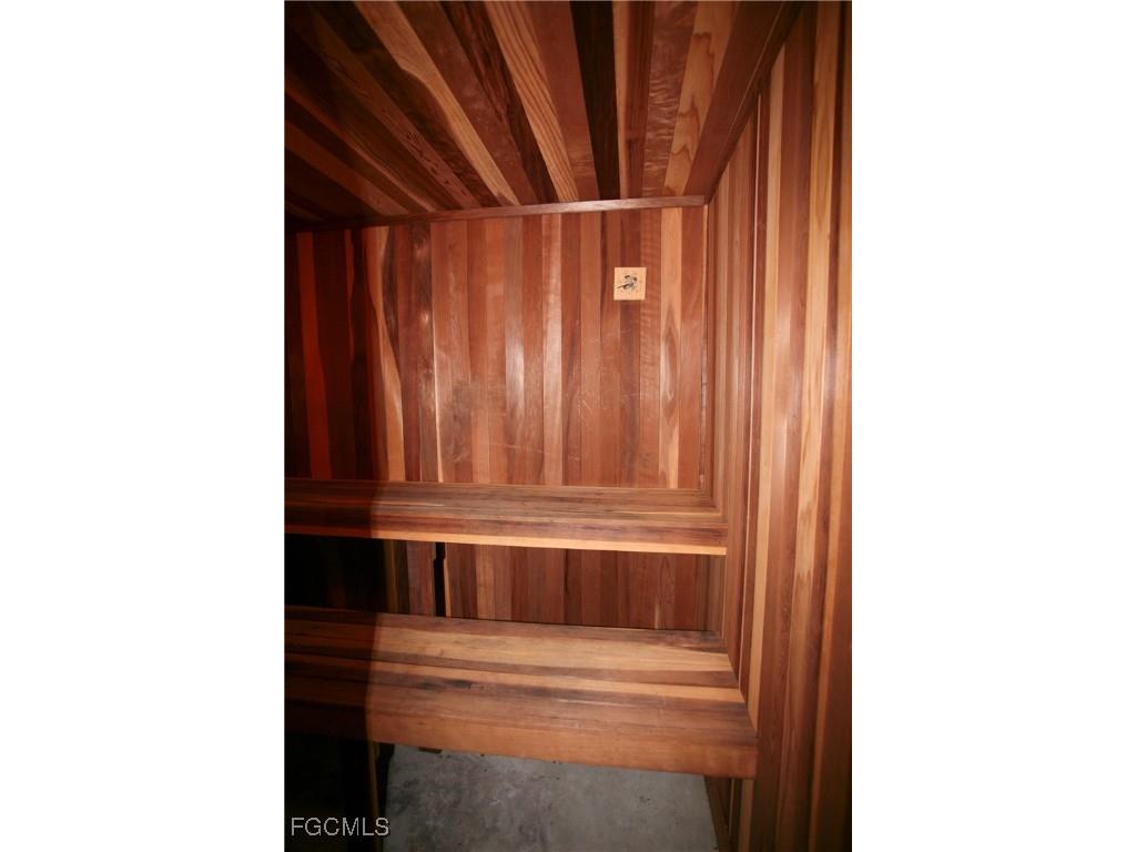 1525 Covington Circle E Fort Myers FL 33919 2026002414 image24