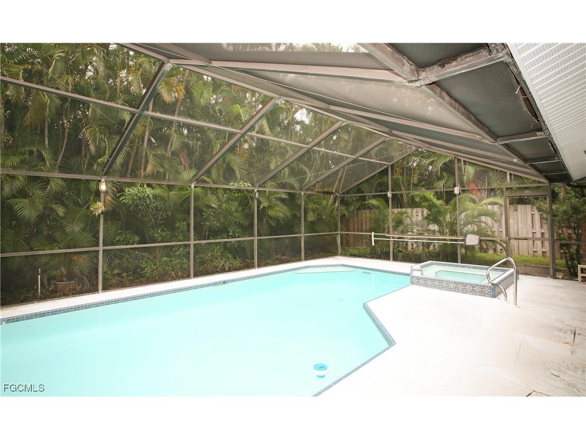 1525 Covington Circle E Fort Myers FL 33919 2026002414 image30
