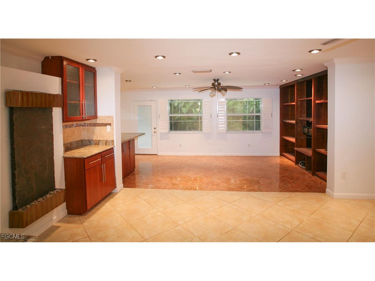 1525 Covington Circle E Fort Myers FL 33919 2026002414 image6