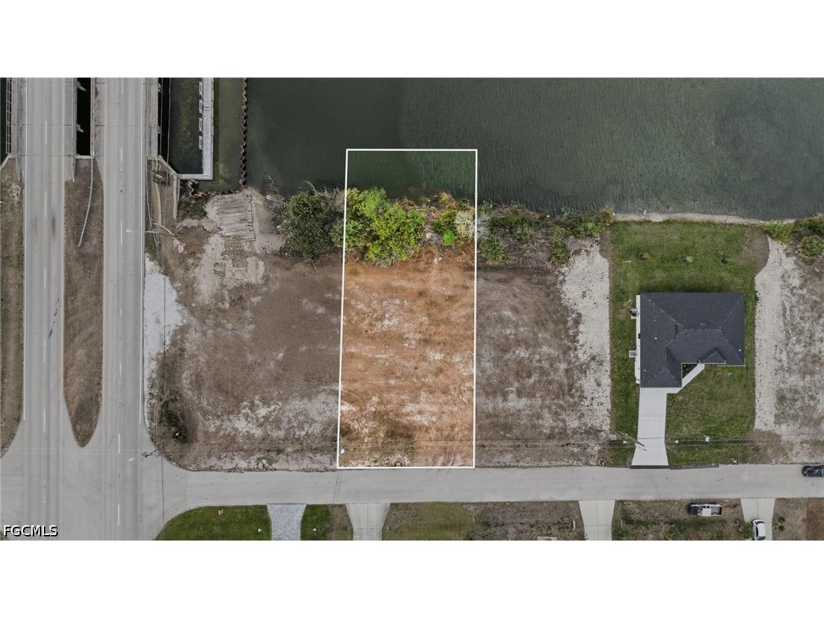 1525 NW 17th Street Cape Coral FL 33993 2026014614 image2