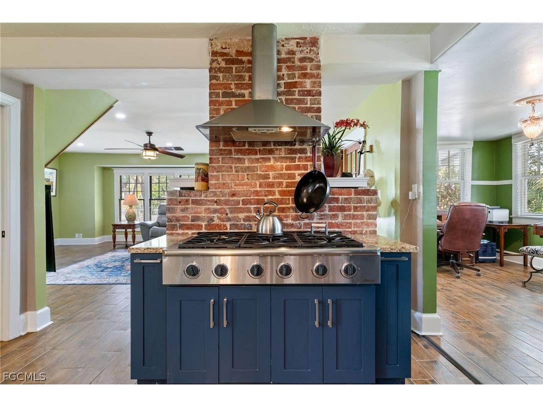 1525 Palm Avenue Fort Myers FL 33916 2026008944 image14