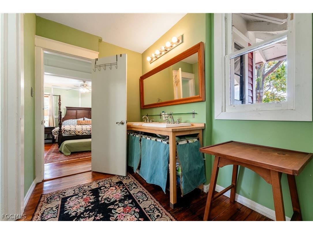 1525 Palm Avenue Fort Myers FL 33916 2026008944 image26