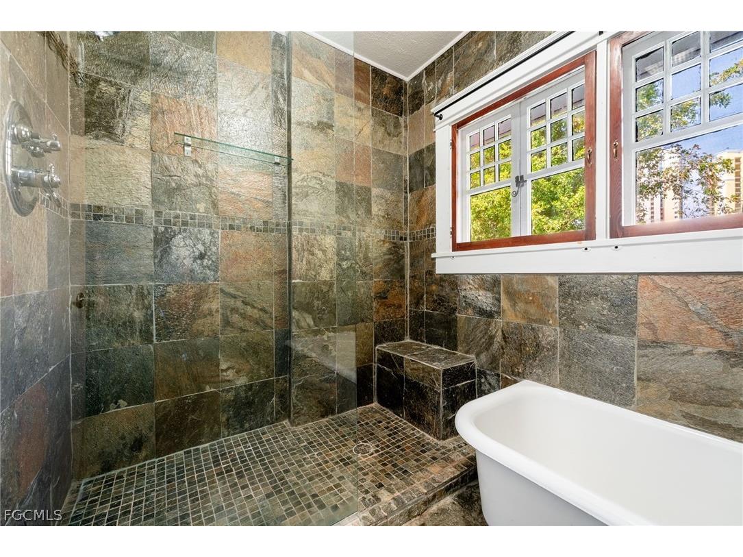 1525 Palm Avenue Fort Myers FL 33916 2026008944 image29