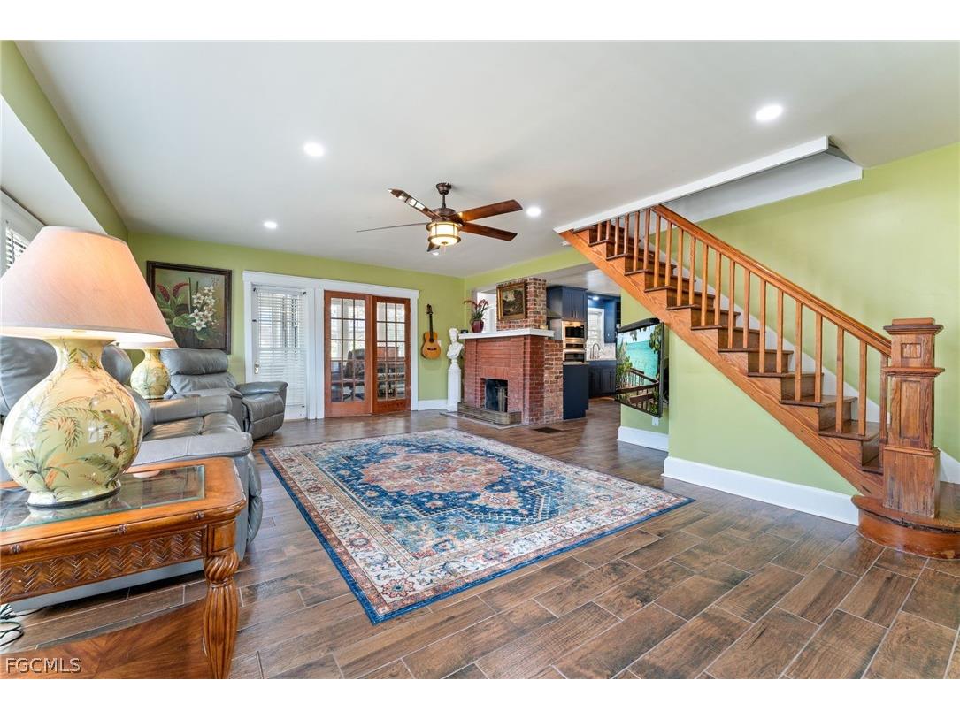 1525 Palm Avenue Fort Myers FL 33916 2026008944 image8