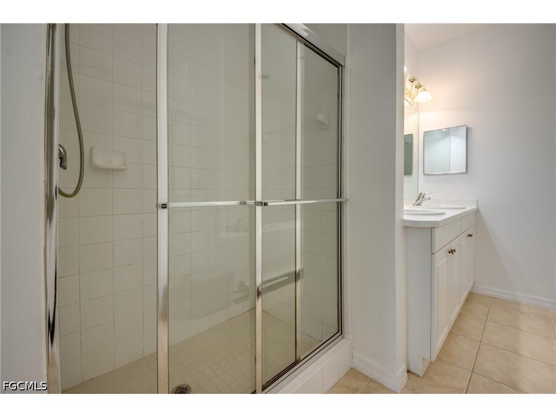 15250 Riverbend Boulevard #204 North Fort Myers FL 33917 2026017990 image15
