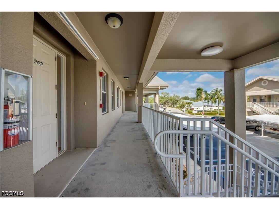15250 Riverbend Boulevard #204 North Fort Myers FL 33917 2026017990 image16