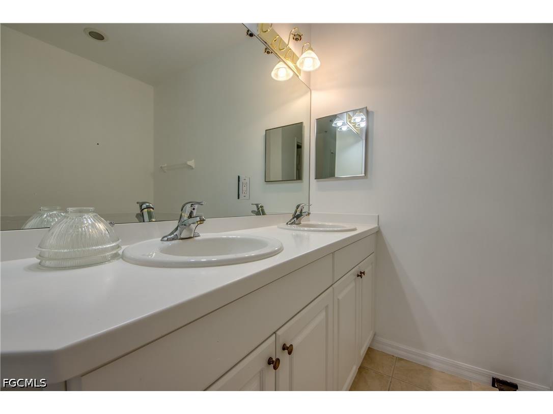 15250 Riverbend Boulevard #204 North Fort Myers FL 33917 2026017990 image17