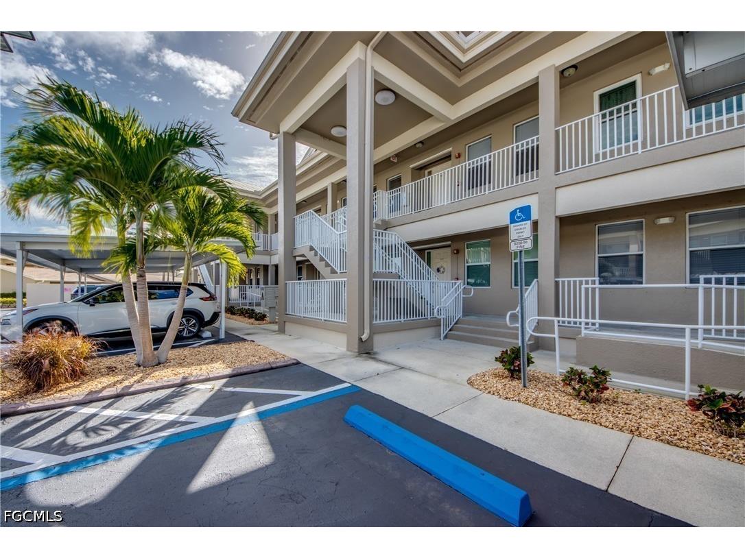 15250 Riverbend Boulevard #204 North Fort Myers FL 33917 2026017990 image19