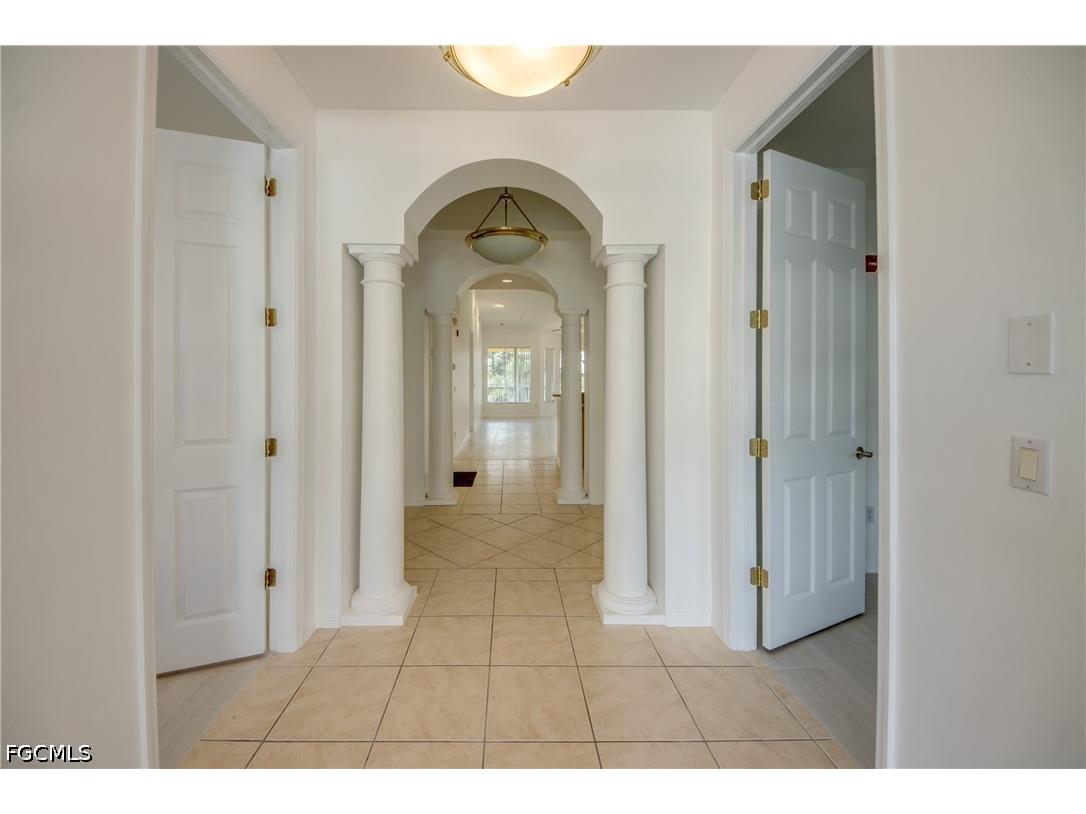 15250 Riverbend Boulevard #204 North Fort Myers FL 33917 2026017990 image2