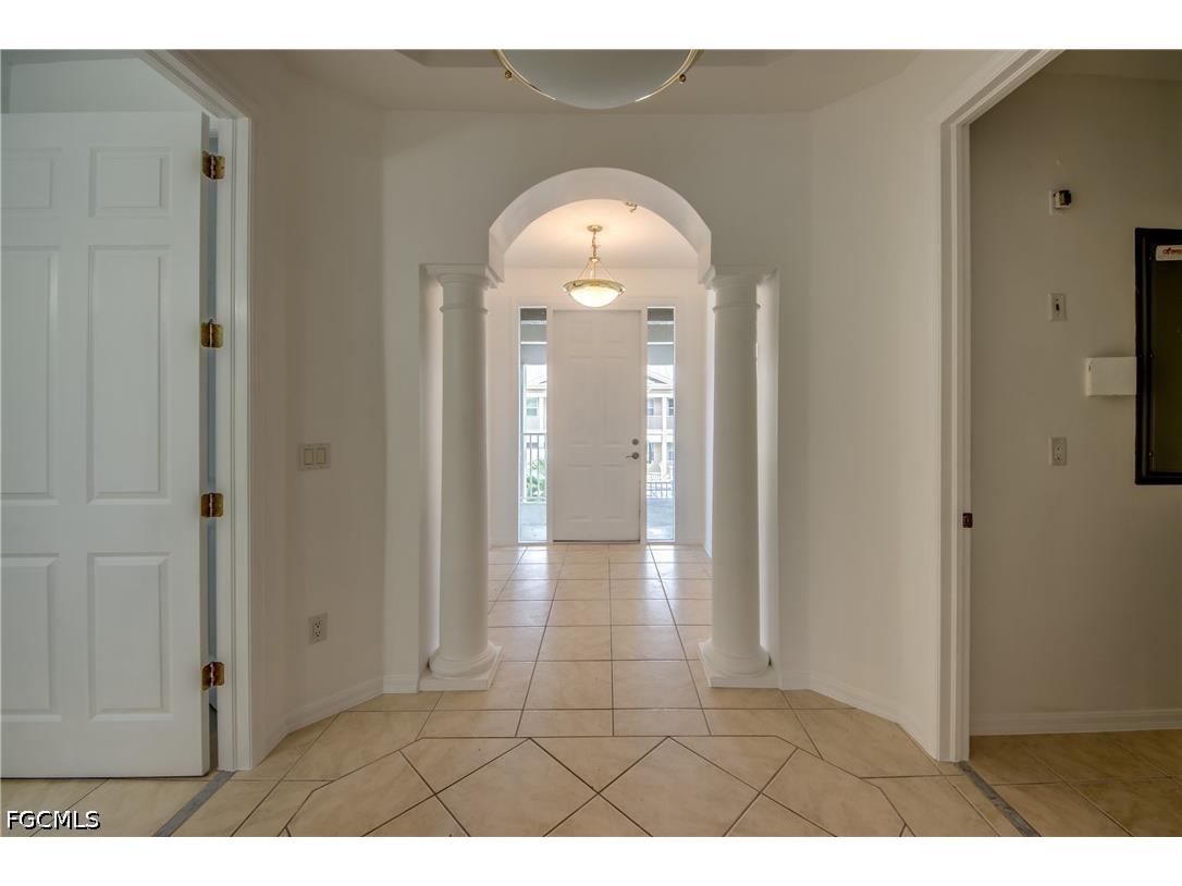 15250 Riverbend Boulevard #204 North Fort Myers FL 33917 2026017990 image4