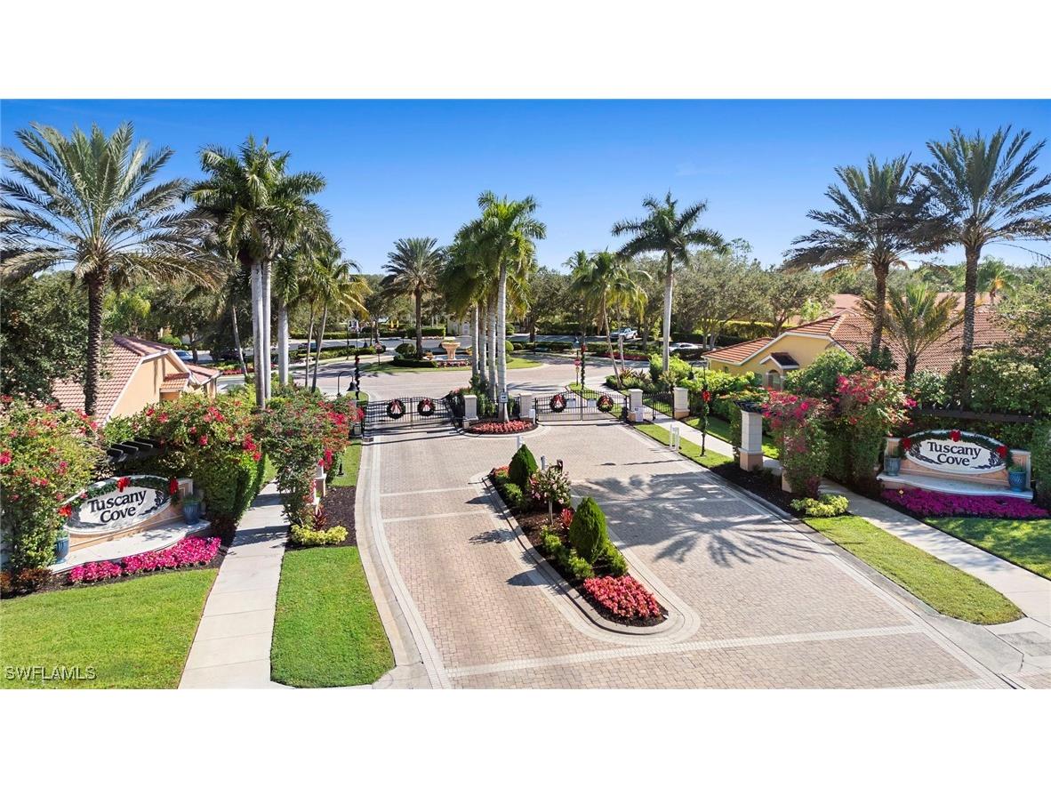 15253 Cortona Way Naples FL 34120 225082615 image20