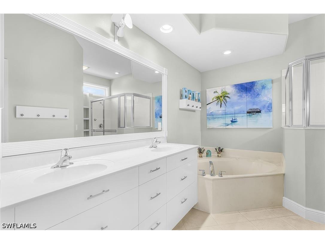 15253 Cortona Way Naples FL 34120 226025035 image16
