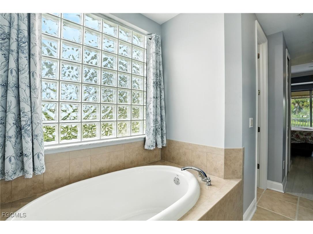 15256 Riverbend Boulevard #105 North Fort Myers FL 33917 2025008051 image14