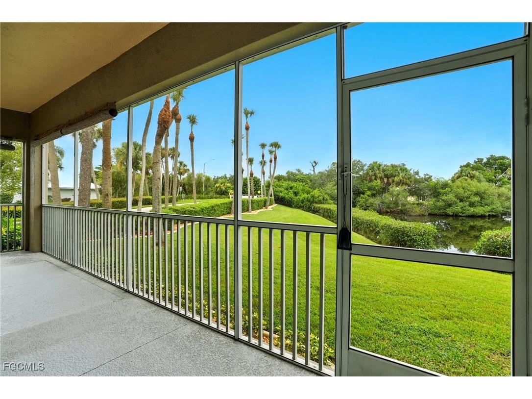 15256 Riverbend Boulevard #105 North Fort Myers FL 33917 2025008051 image33