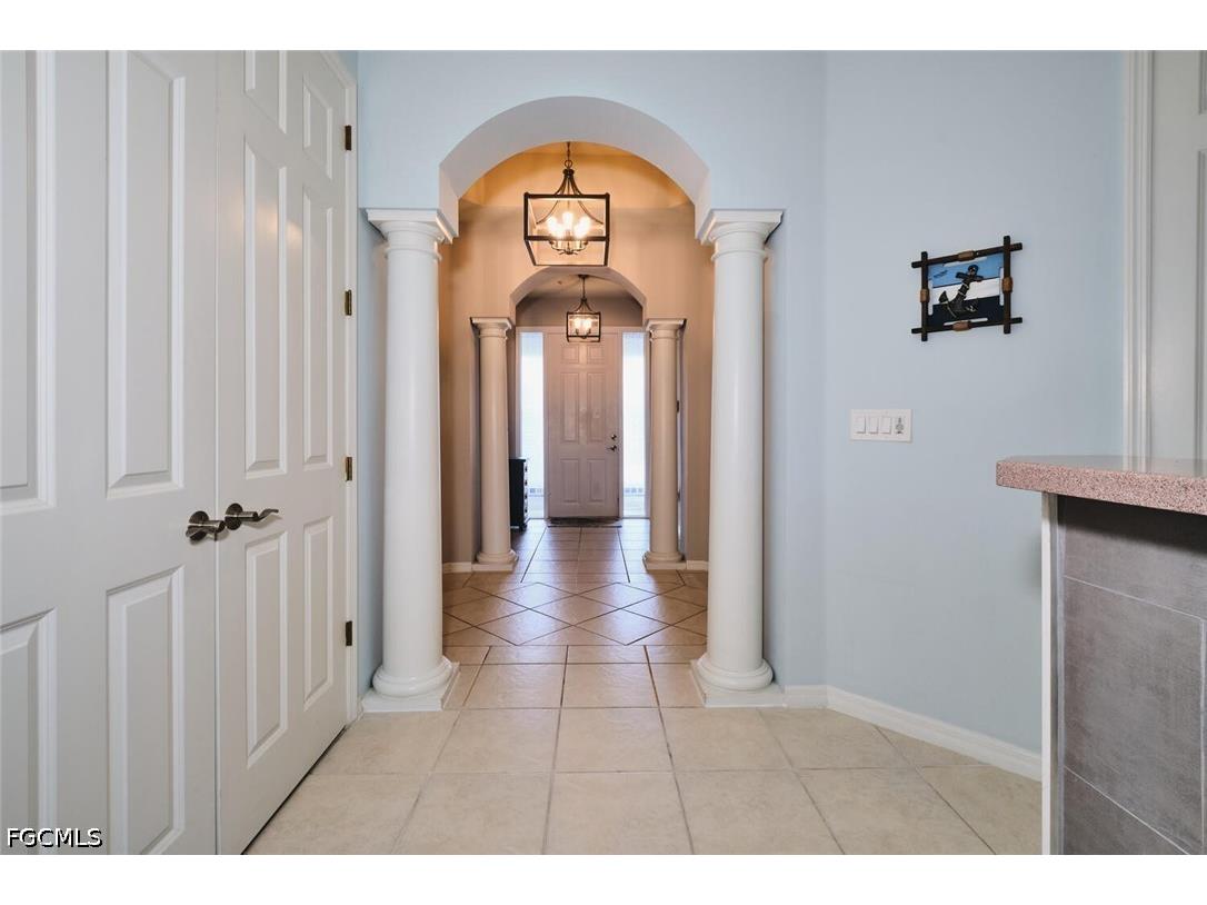 15256 Riverbend Boulevard #202 North Fort Myers FL 33917 2026016678 image3