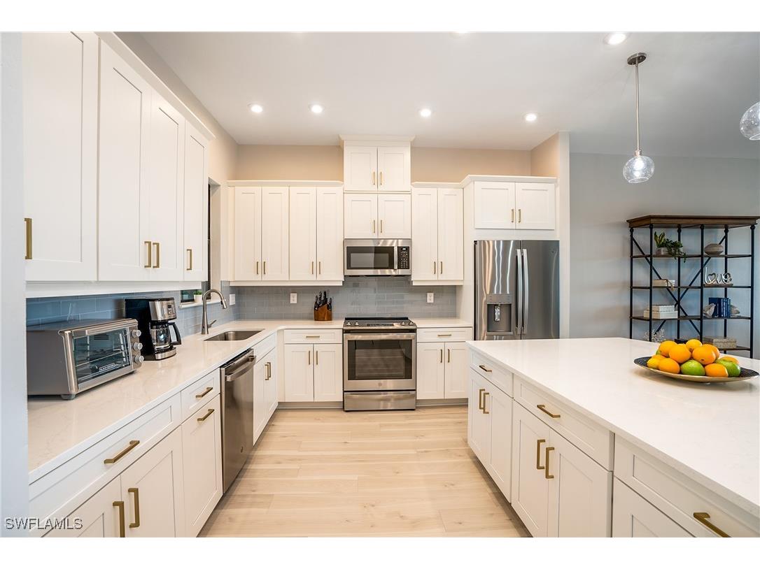 15257 Zeno Way #202 Naples FL 34114 225063836 image4