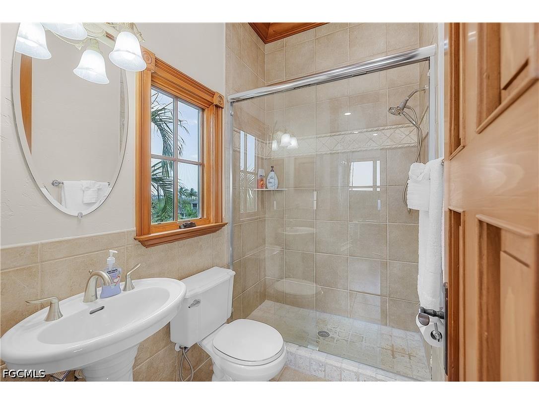 1526 Hermitage Lane Cape Coral FL 33914 2026014809 image41