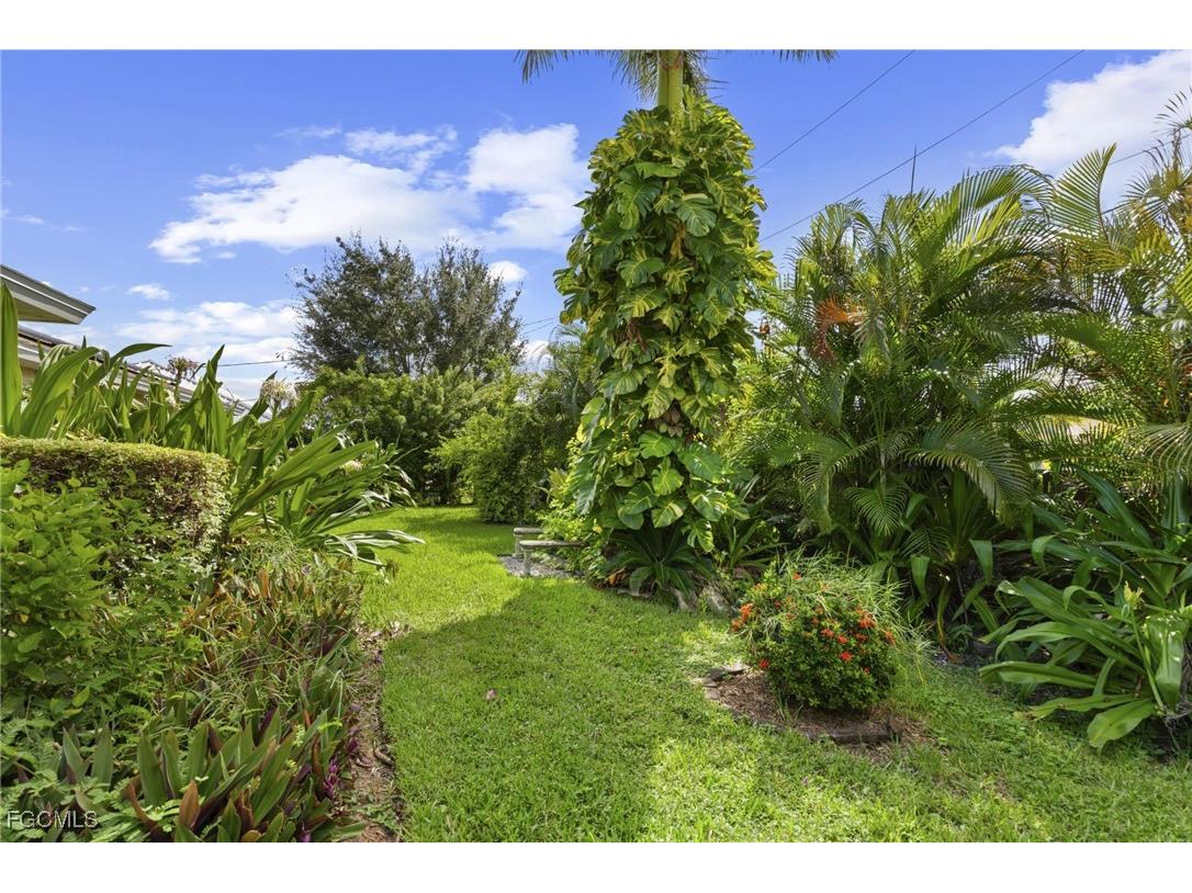 1526 NW 24th Terrace Cape Coral FL 33993 2025015023 image27