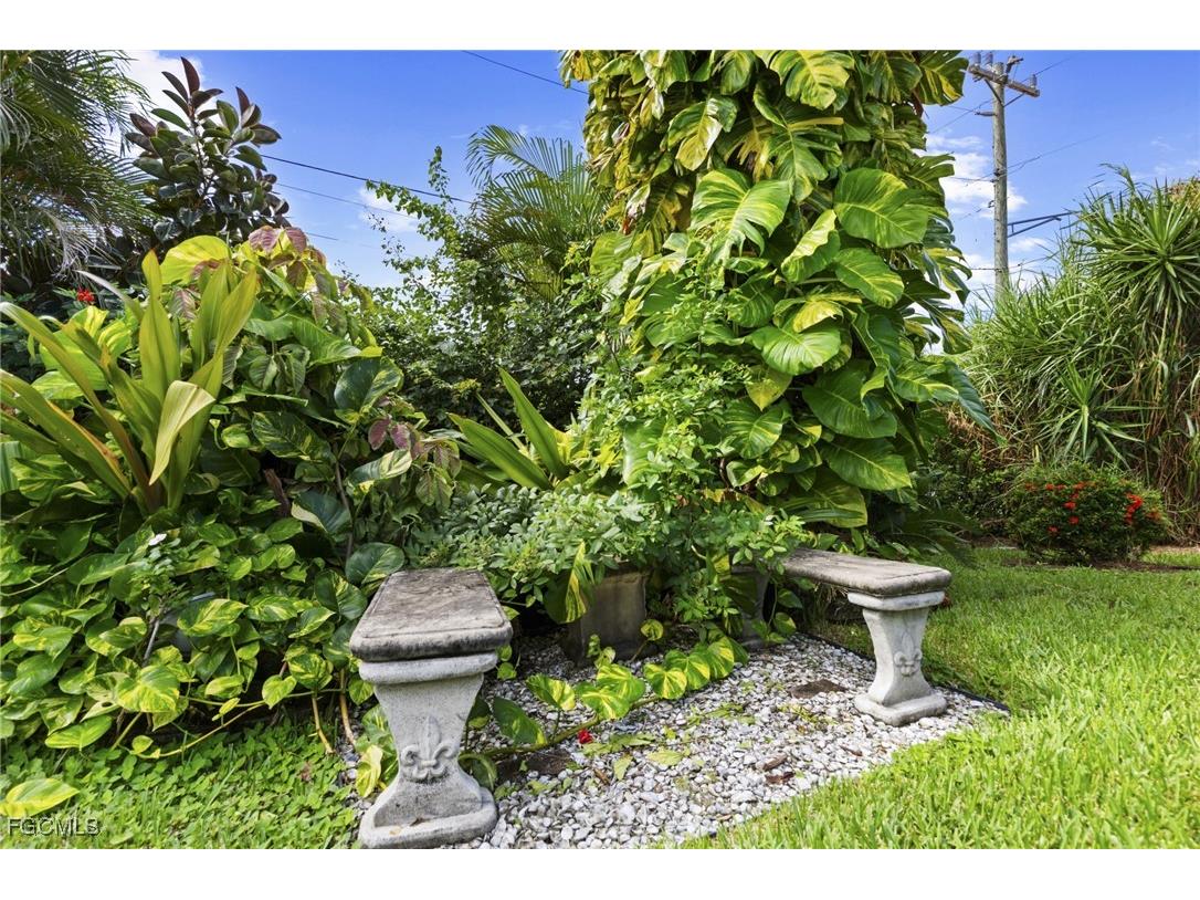 1526 NW 24th Terrace Cape Coral FL 33993 2025015023 image28