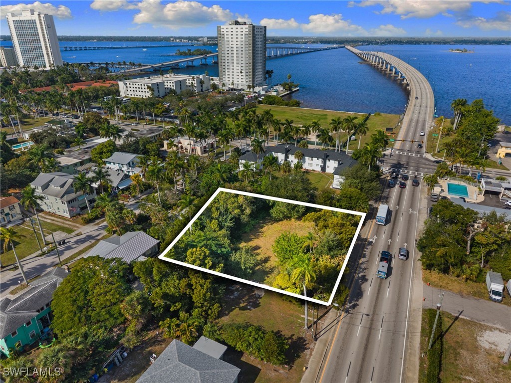 1526 Park Avenue Fort Myers FL 33901 225085194 image1
