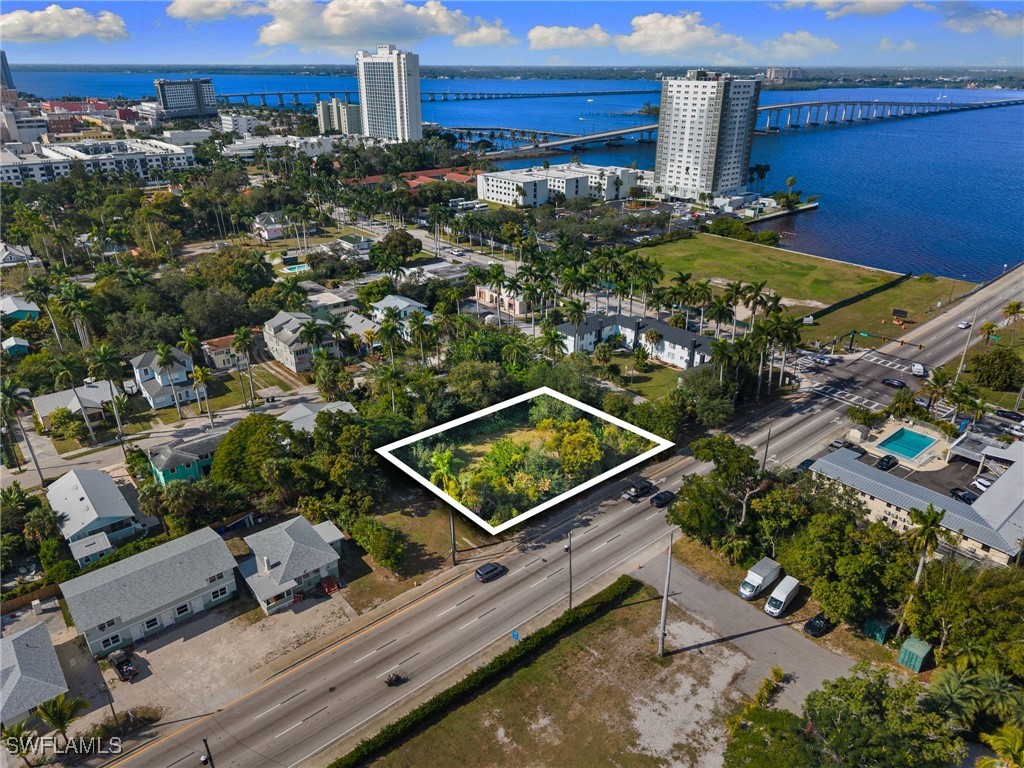 1526 Park Avenue Fort Myers FL 33901 225085194 image4