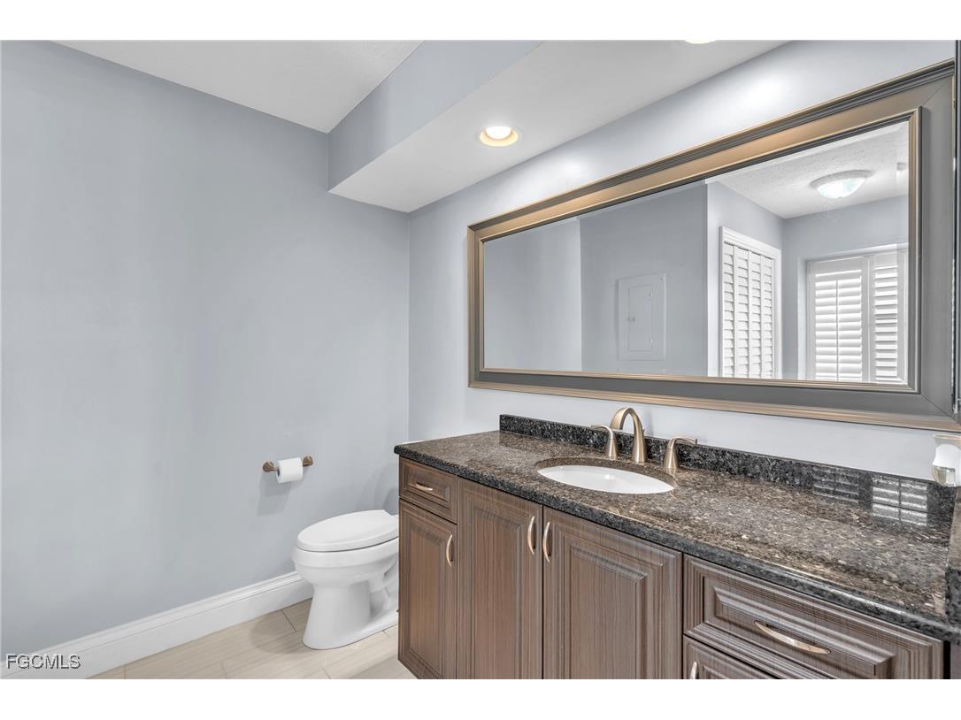 1526 Trafalgar Lane #B Naples FL 34116 2025020504 image11