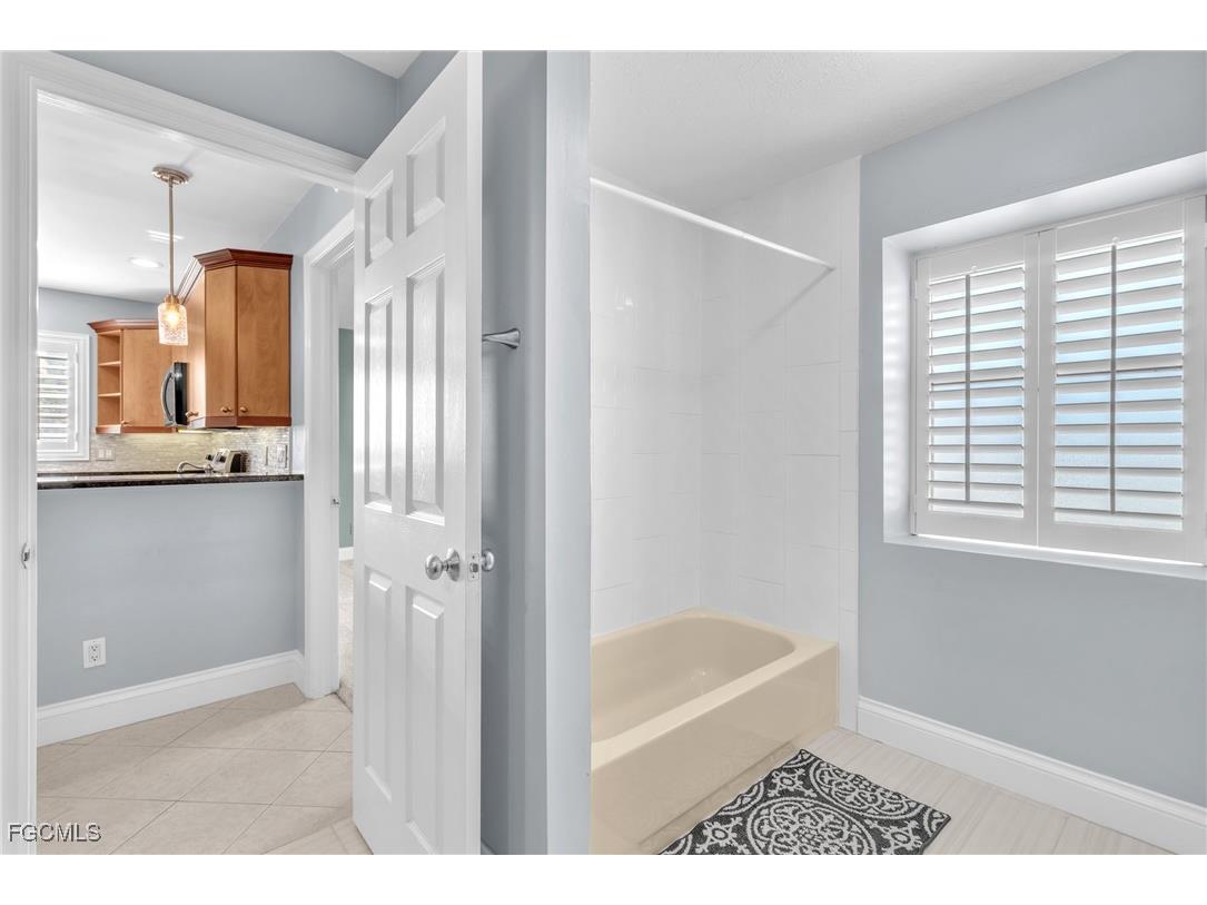 1526 Trafalgar Lane #B Naples FL 34116 2025020504 image12