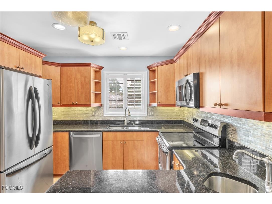 1526 Trafalgar Lane #B Naples FL 34116 2025020504 image21