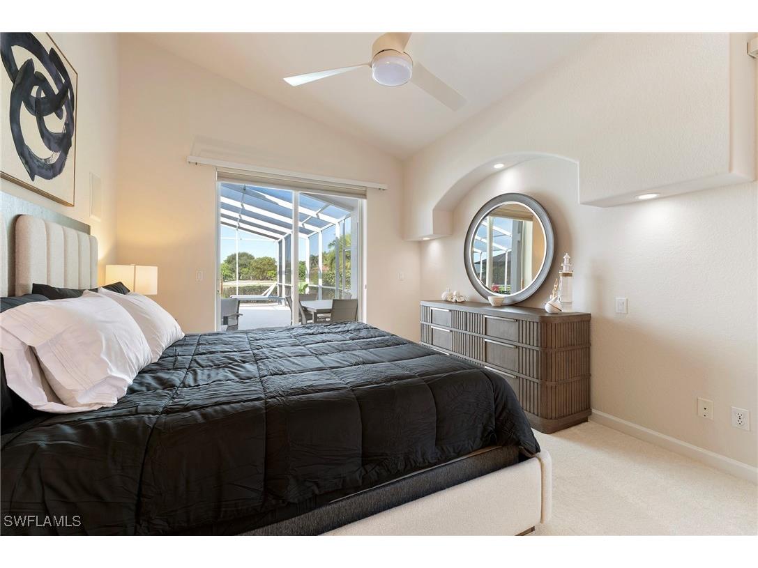 1526 Vintage Lane Naples FL 34104 225083144 image18