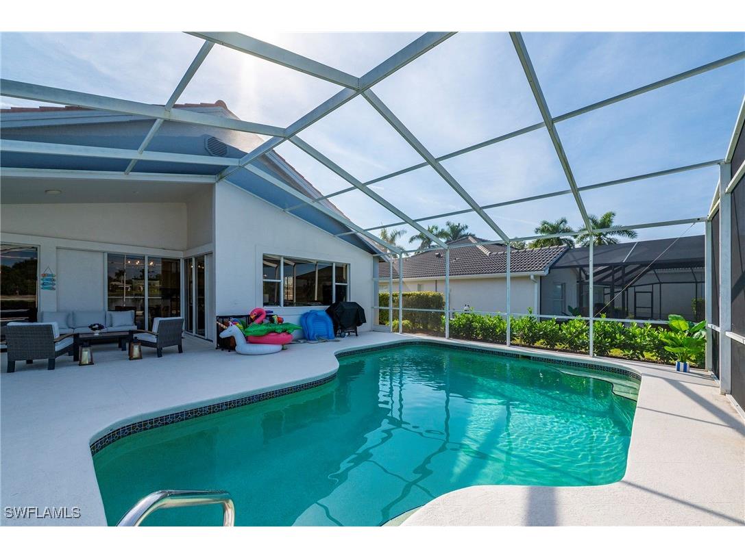 1526 Vintage Lane Naples FL 34104 225083144 image2