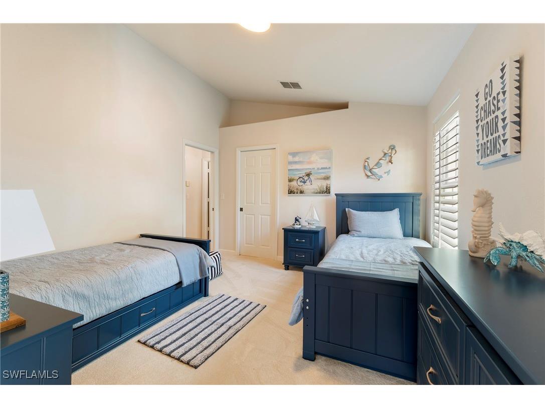 1526 Vintage Lane Naples FL 34104 225083144 image23