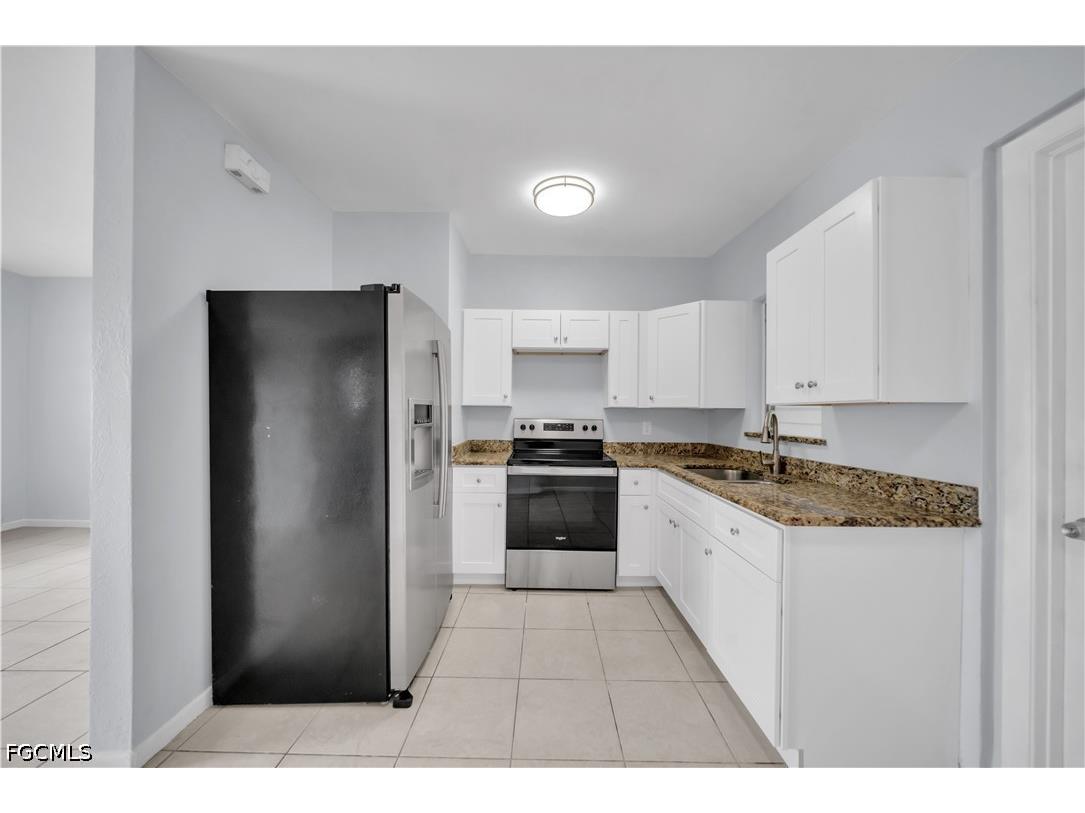 1527 Gardenia Avenue Fort Myers FL 33916 2026020686 image10