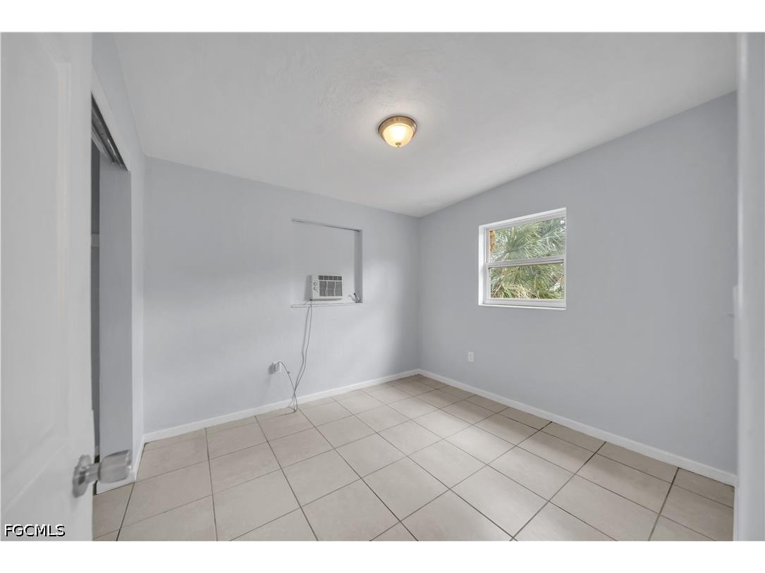 1527 Gardenia Avenue Fort Myers FL 33916 2026020686 image18