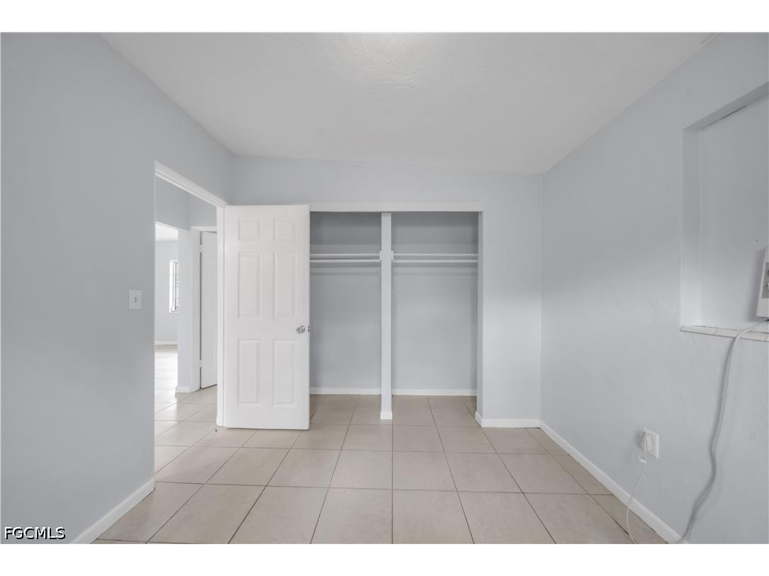 1527 Gardenia Avenue Fort Myers FL 33916 2026020686 image19