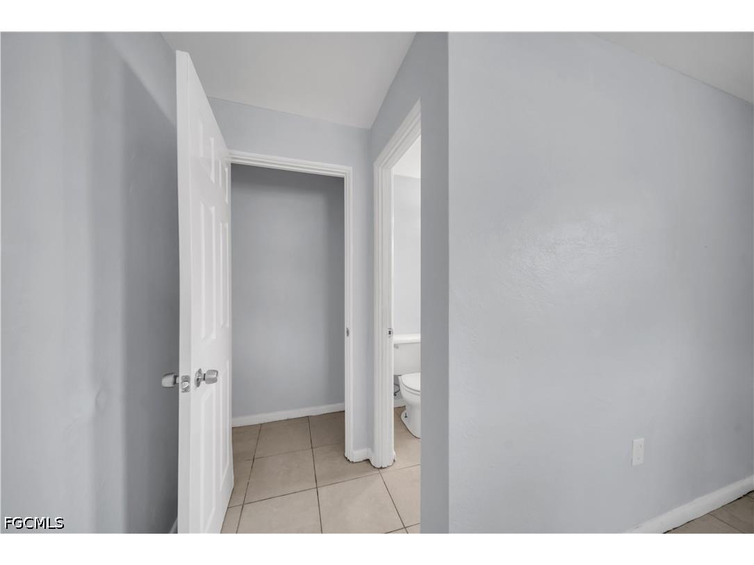 1527 Gardenia Avenue Fort Myers FL 33916 2026020686 image29