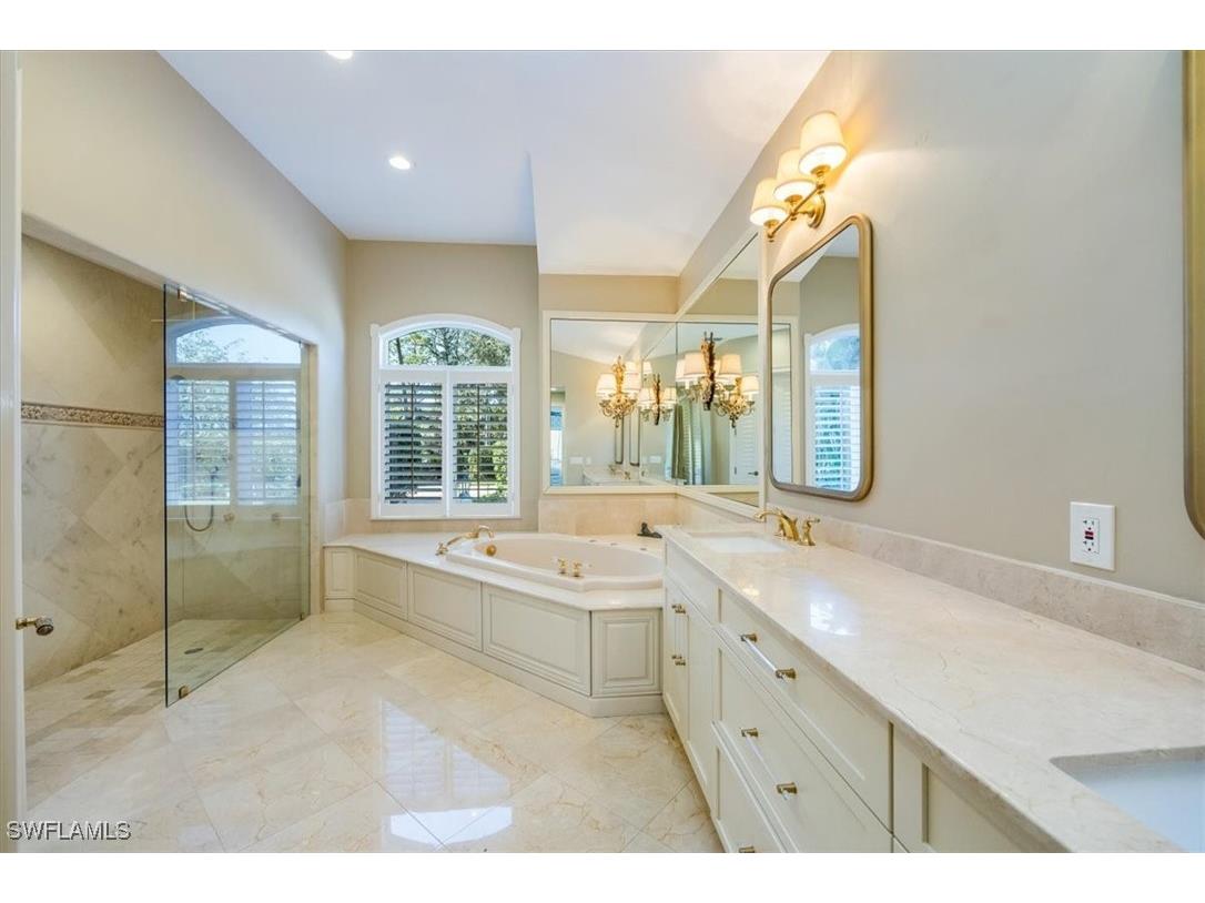 15270 Burnaby Drive Naples FL 34110 225074215 image21