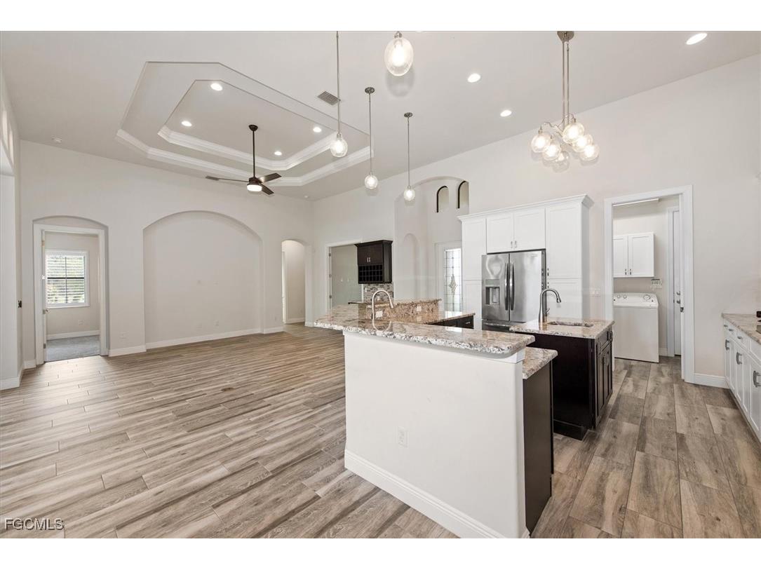 15271 Tahitian Drive Fort Myers FL 33908 2025019377 image10