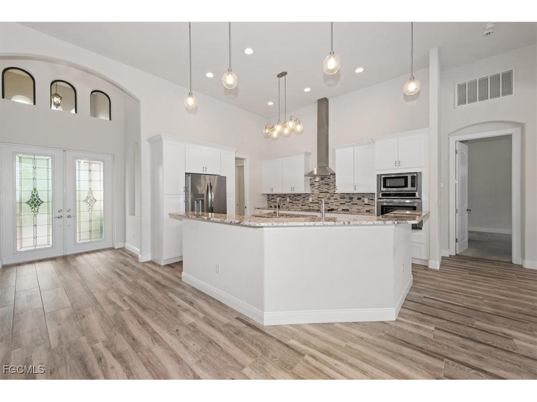 15271 Tahitian Drive Fort Myers FL 33908 2025019377 image15