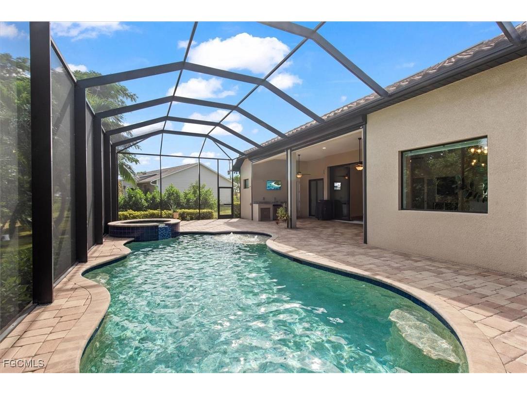 15271 Tahitian Drive Fort Myers FL 33908 2025019377 image29