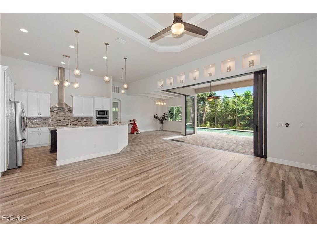 15271 Tahitian Drive Fort Myers FL 33908 2025019377 image6