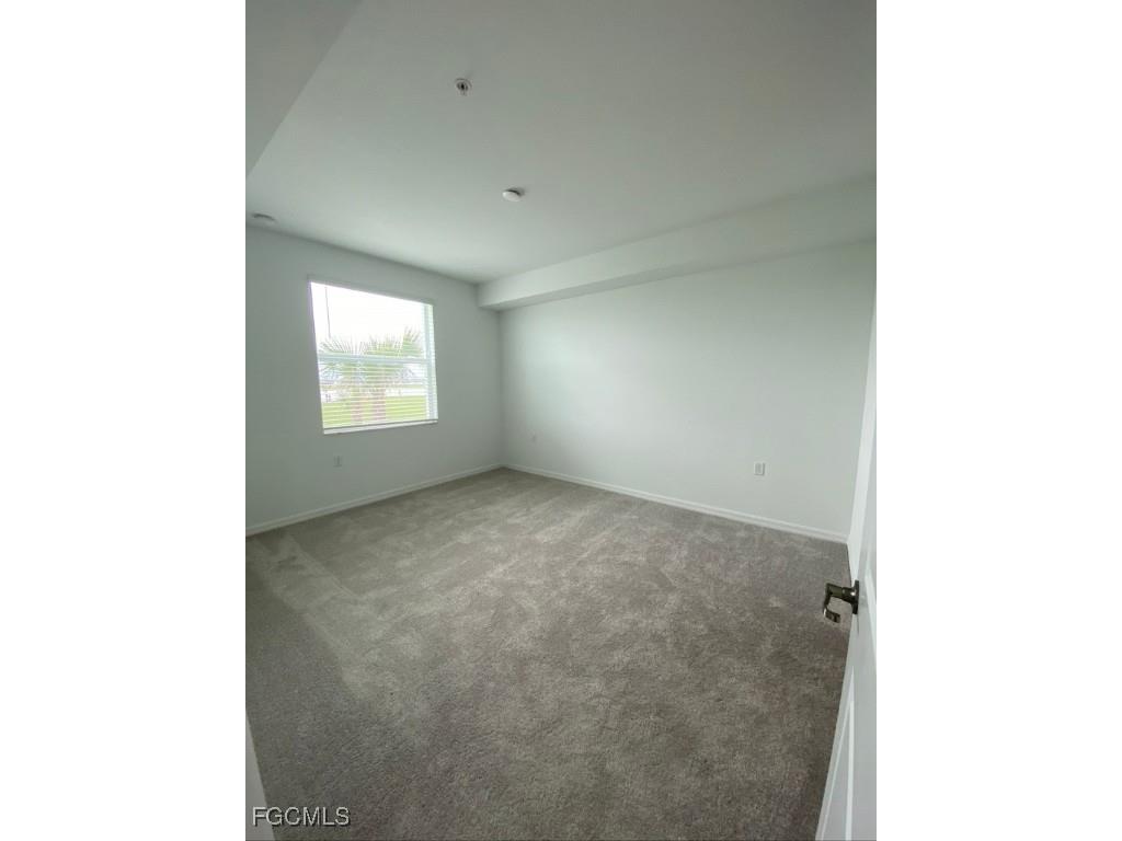 15275 Green Acres Avenue #324 Punta Gorda FL 33982 2025009400 image6