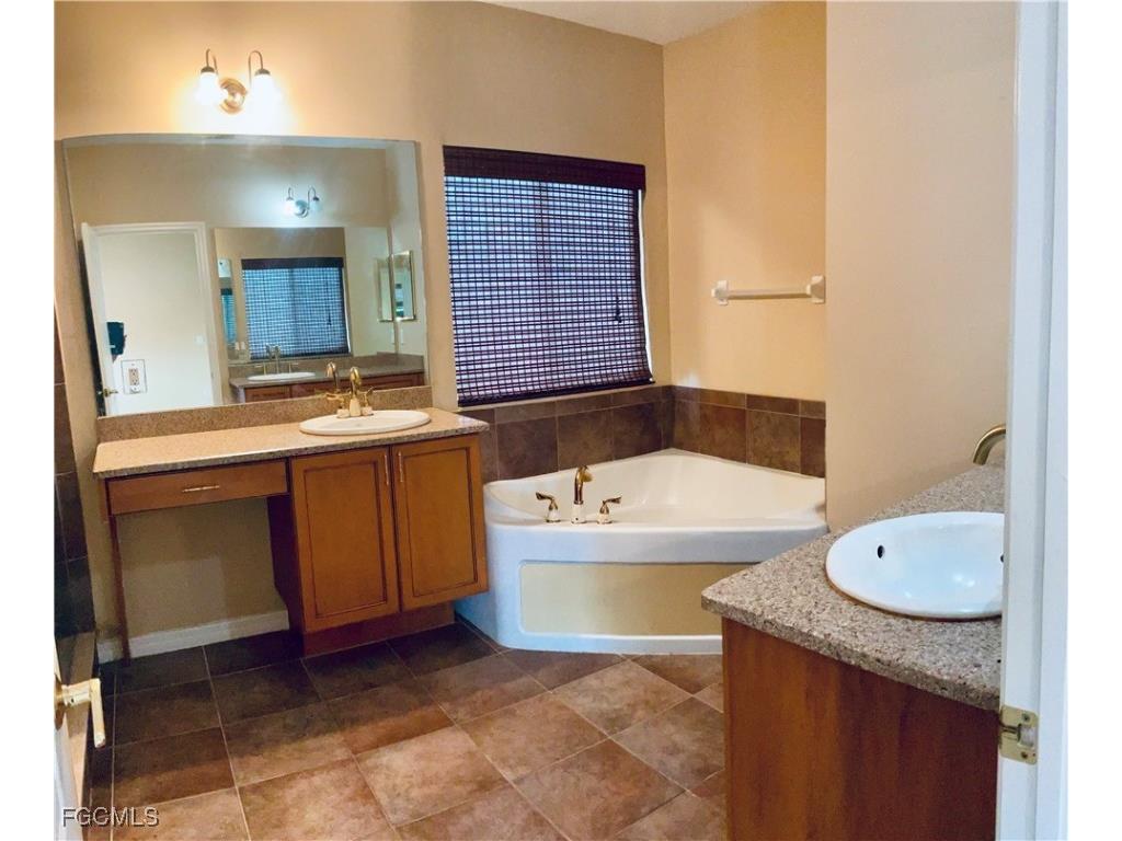 15279 Laguna Hills Drive Fort Myers FL 33908 2025023901 image15